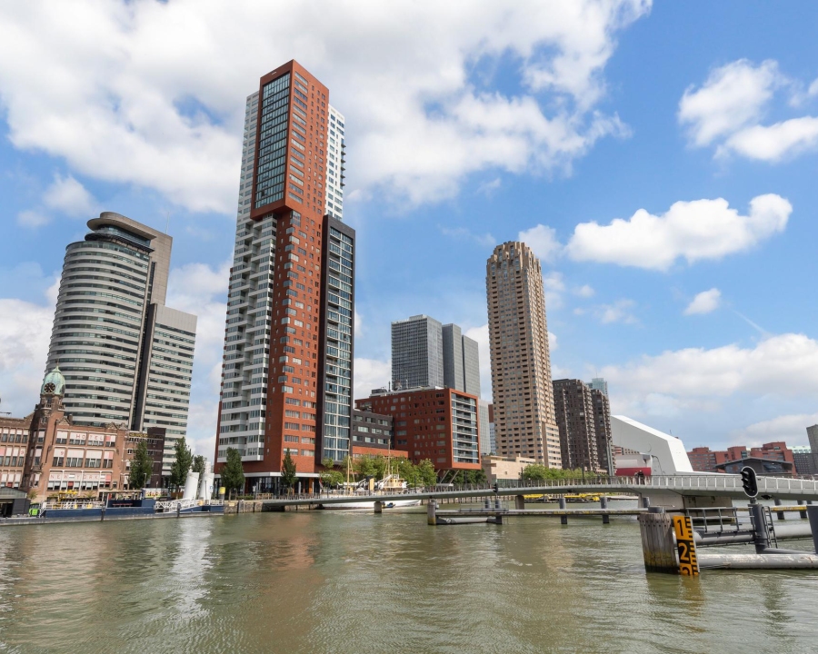 Landverhuizersplein 7